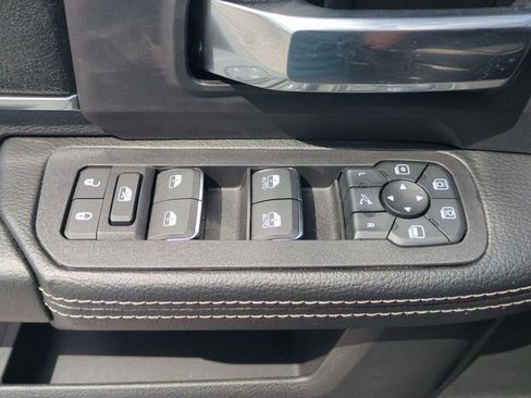 New 2026 RAM 3500 Laramie AWD/4WD image 25