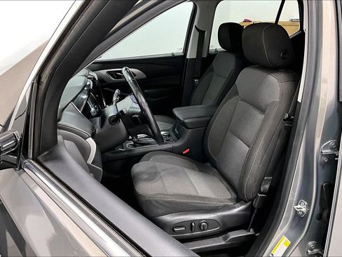Used 2019 Chevrolet Traverse LT FWD image 28