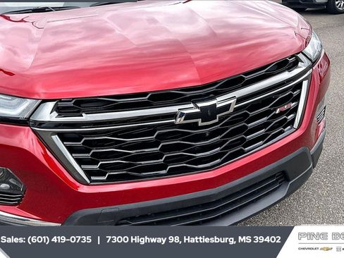 Used 2023 Chevrolet Traverse RS FWD image 22