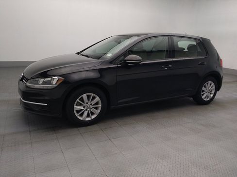 Used 2018 Volkswagen Golf SE FWD image 2