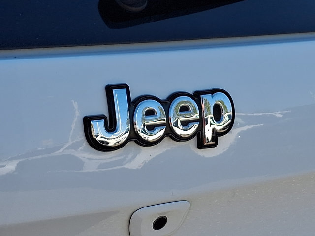 Used 2016 Jeep Cherokee Sport AWD/4WD image 33