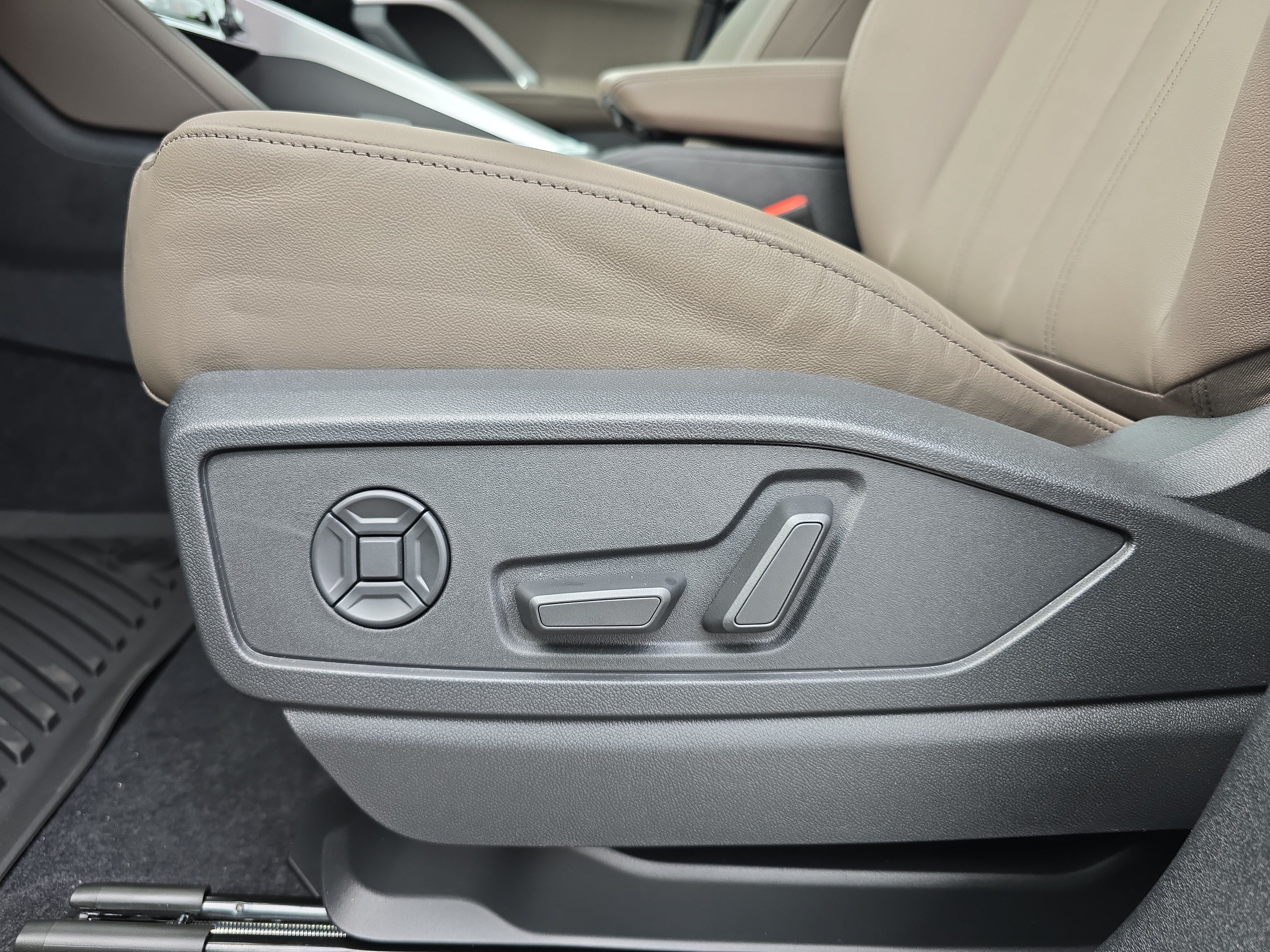New 2026 Audi Q5 Premium Plus AWD/4WD image 28