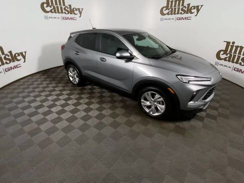 Certified 2024 Buick Encore GX Preferred w/ Comfort Package FWD image 2