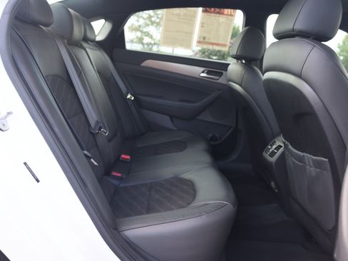 Used 2018 Hyundai Sonata Sport FWD image 25