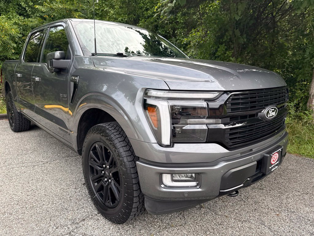 Used 2024 Ford F150 Platinum w/ Equipment Group 702A High AWD/4WD image 3