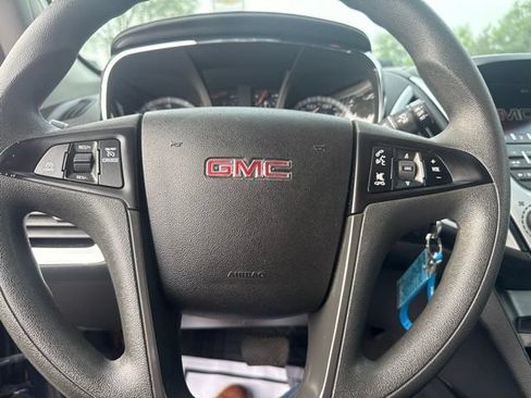 Used 2017 GMC Terrain SLE AWD/4WD image 16