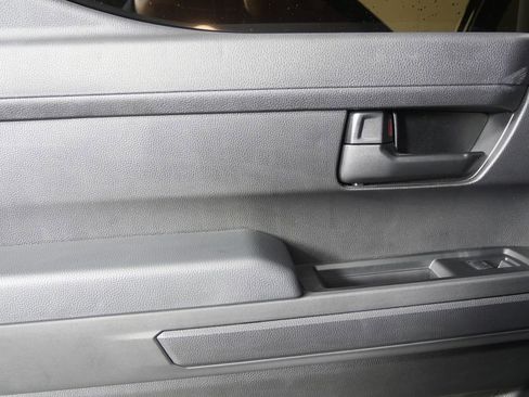 Used 2024 Toyota Tacoma SR5 w/ SR5 Upgrade Package image 16