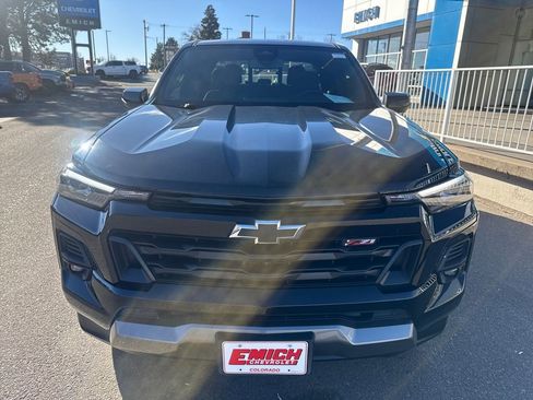 Used 2024 Chevrolet Colorado Z71 w/ Z71 Convenience Package 2 image 8