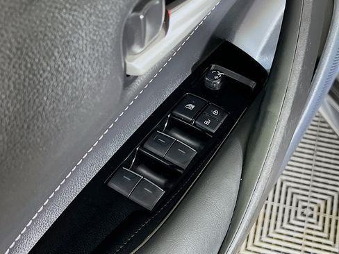 Certified 2024 Toyota Corolla SE FWD image 18