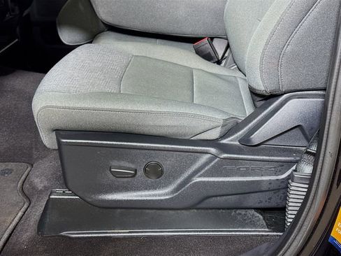 Used 2024 Ford F150 XLT image 17