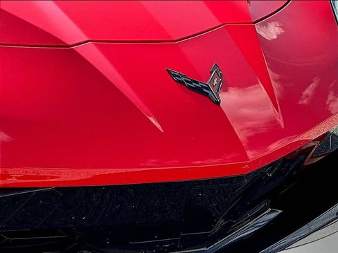 Used 2025 Chevrolet Corvette Stingray Coupe w/ 1LT RWD image 33