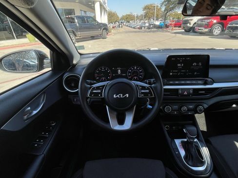 Used 2024 Kia Forte LXS image 11