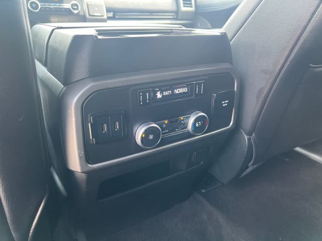 Used 2020 Ford Expedition Max XLT w/ Equipment Group 202A AWD/4WD image 24
