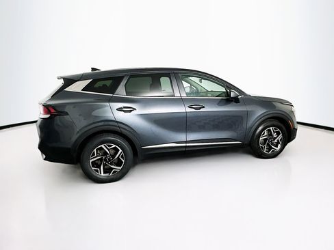 Used 2024 Kia Sportage LX image 10