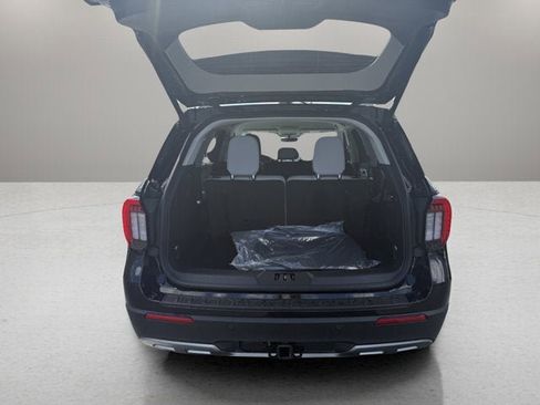 New 2026 Ford Explorer Active AWD/4WD image 7