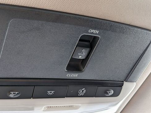 Used 2022 Nissan Altima 2.5 SR w/ Midnight Edition Package FWD image 19