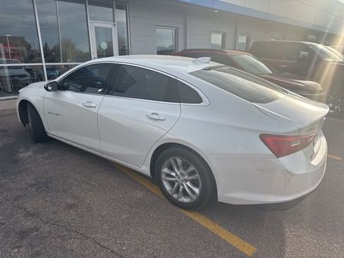 Used 2016 Chevrolet Malibu LT image 6