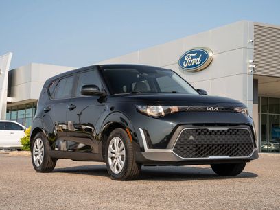 Used 2023 Kia Soul LX