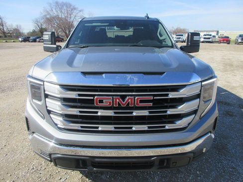 New 2026 GMC Sierra 1500 SLE w/ Max Trailering Package AWD/4WD image 10
