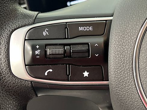 Used 2025 Kia K5 LXS image 36