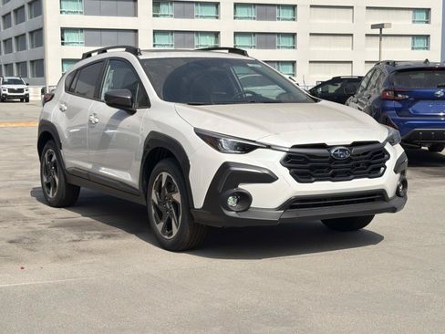 New 2026 Subaru Crosstrek 2.5i Limited w/ Crosstrek Mirror Package AWD/4WD image 3