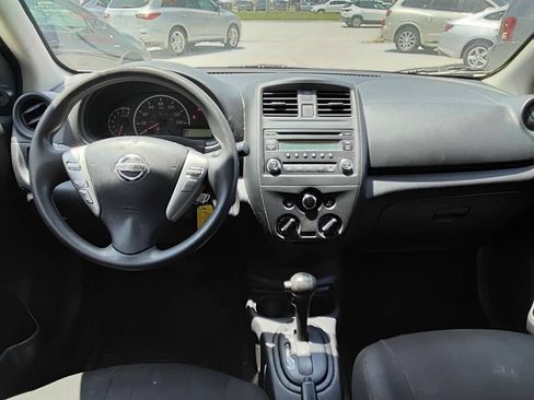 Used 2015 Nissan Versa S Plus FWD image 10