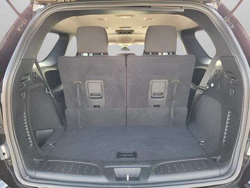 Used 2018 Dodge Durango SXT w/ Trailer Tow Group IV image 9