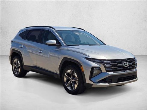 Used 2025 Hyundai Tucson SEL AWD/4WD image 3