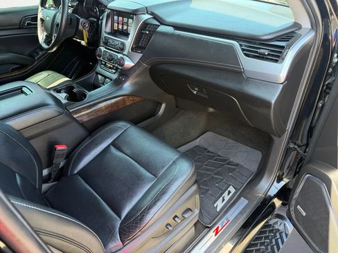 Used 2017 Chevrolet Tahoe LT w/ Z71 Midnight Edition image 27