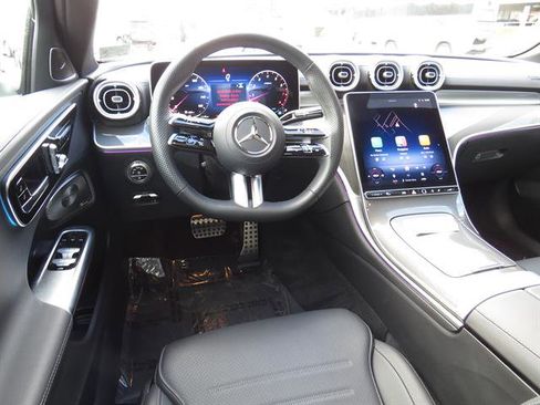Used 2025 Mercedes-Benz C 300 4MATIC Sedan image 10