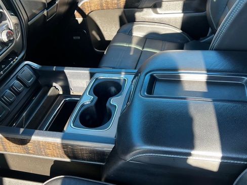 Used 2015 GMC Sierra 2500 Denali image 13