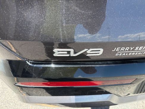 Used 2024 Kia EV9 Land AWD/4WD image 24