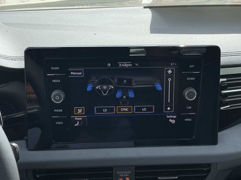 New 2026 Volkswagen Jetta SE FWD image 13