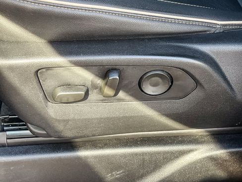 Used 2021 Chevrolet Tahoe Premier image 21