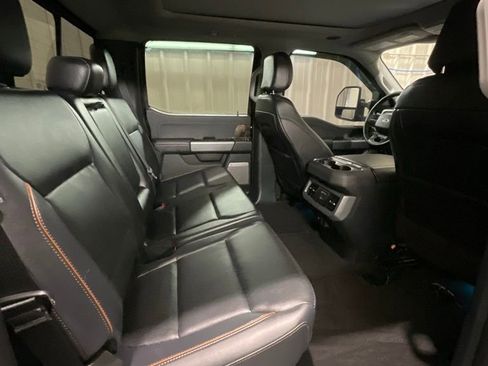 Used 2025 Ford F350 Lariat w/ Lariat Ultimate Package AWD/4WD image 14