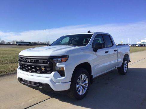 New 2026 Chevrolet Silverado 1500 Custom image 9