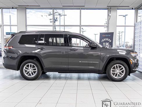 Used 2021 Jeep Grand Cherokee L Laredo w/ Luxury Tech Group I AWD/4WD image 9
