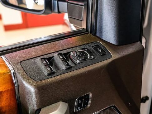 Used 2018 Ford F250 King Ranch w/ King Ranch Ultimate Package AWD/4WD image 42