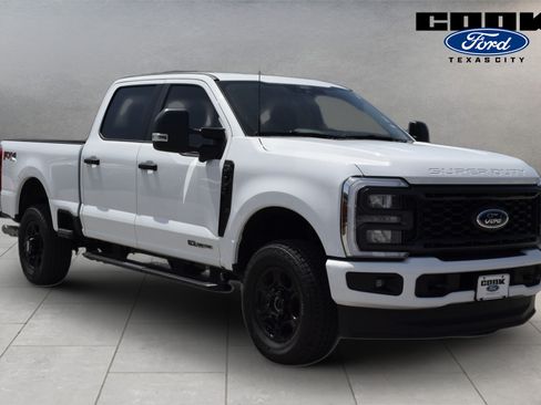 Used 2025 Ford F250 XL w/ STX Appearance Package AWD/4WD image 2