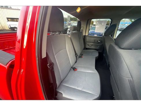 Used 2024 RAM 1500 Classic SLT image 27