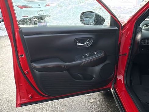 Used 2025 Honda HR-V Sport image 8