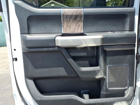 Used 2019 Ford F250 Lariat w/ Lariat Value Package AWD/4WD image 19