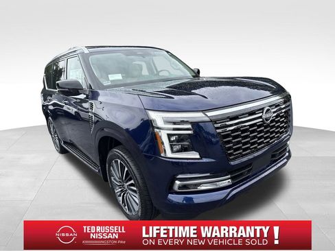 New 2025 Nissan Armada Platinum Reserve image 3