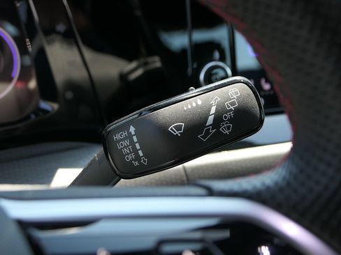 Used 2023 Volkswagen GTI 40th Anniversary Edition FWD image 19
