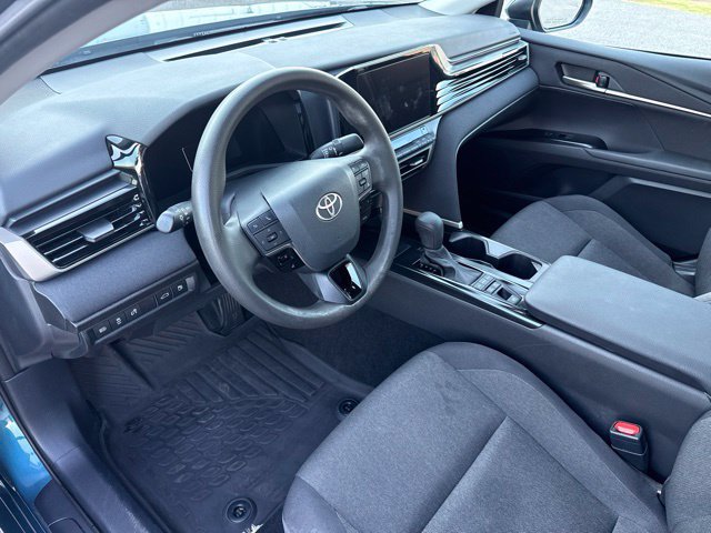 Used 2025 Toyota Camry LE FWD image 24