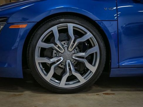 Used 2014 Audi R8 V10 image 4