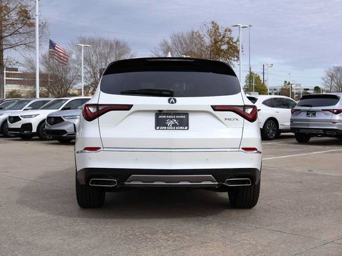 Used 2026 Acura MDX w/ Technology Package FWD image 5