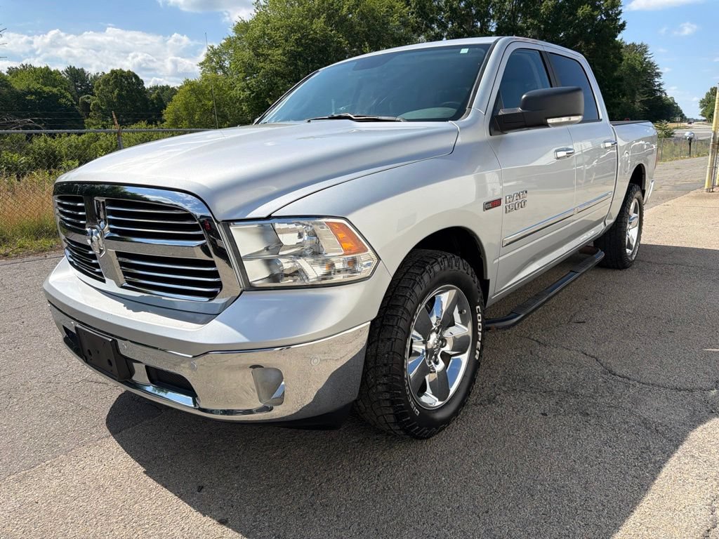 Used 2018 RAM 1500 4x4 Crew Cab Lone Star image 6