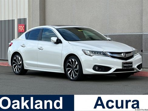 Used 2016 Acura ILX image 1