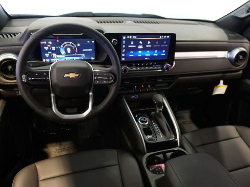 Certified 2025 Chevrolet Colorado LT w/ LT Convenience Package image 12